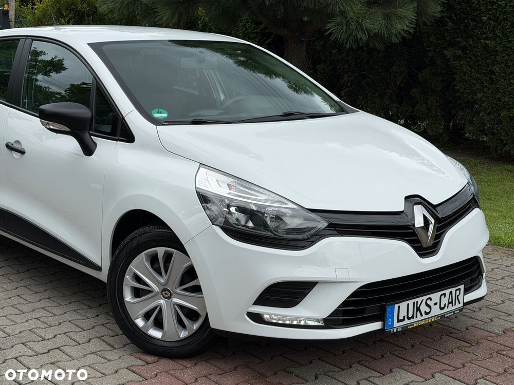 Renault Clio 1.2 16V 75 Limited - 16