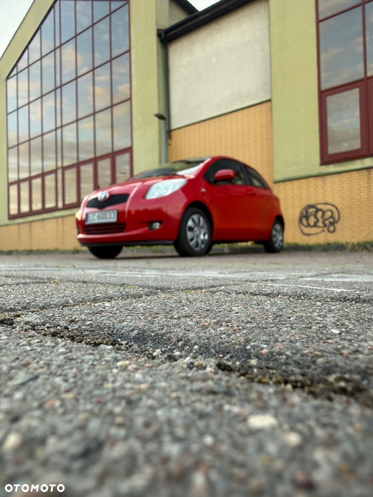 Toyota Yaris 1.0 Terra A/C - 8