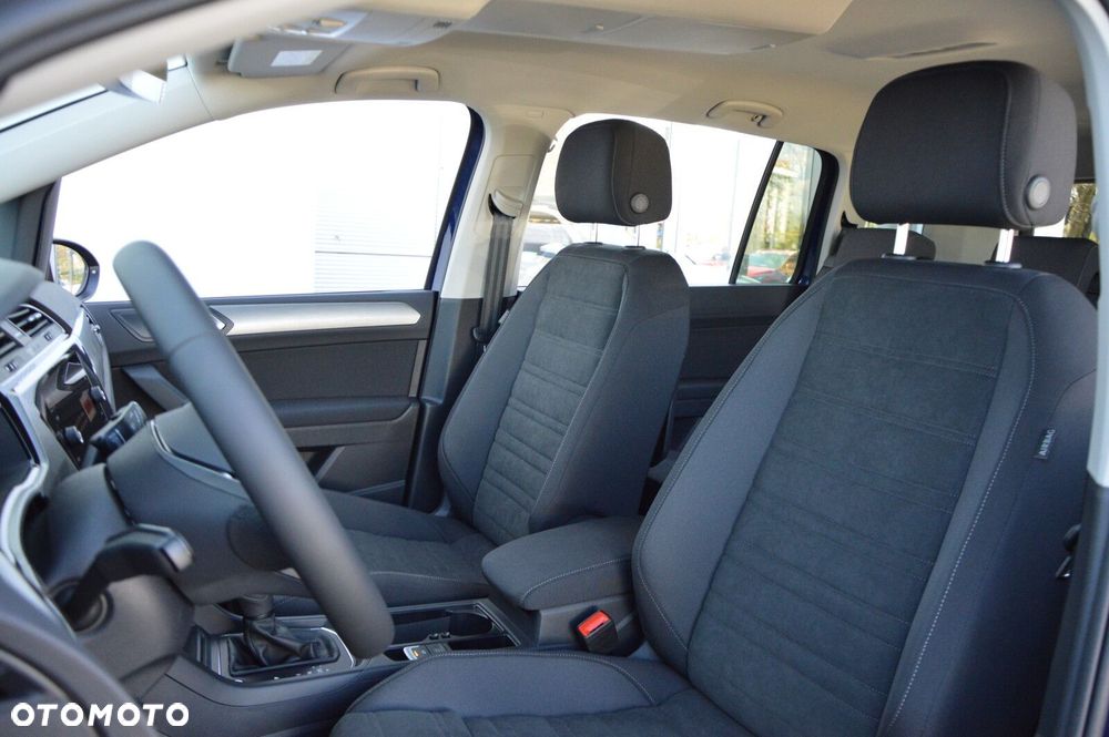 Volkswagen Touran 1.5 TSI EVO Comfortline Plus DSG - 5