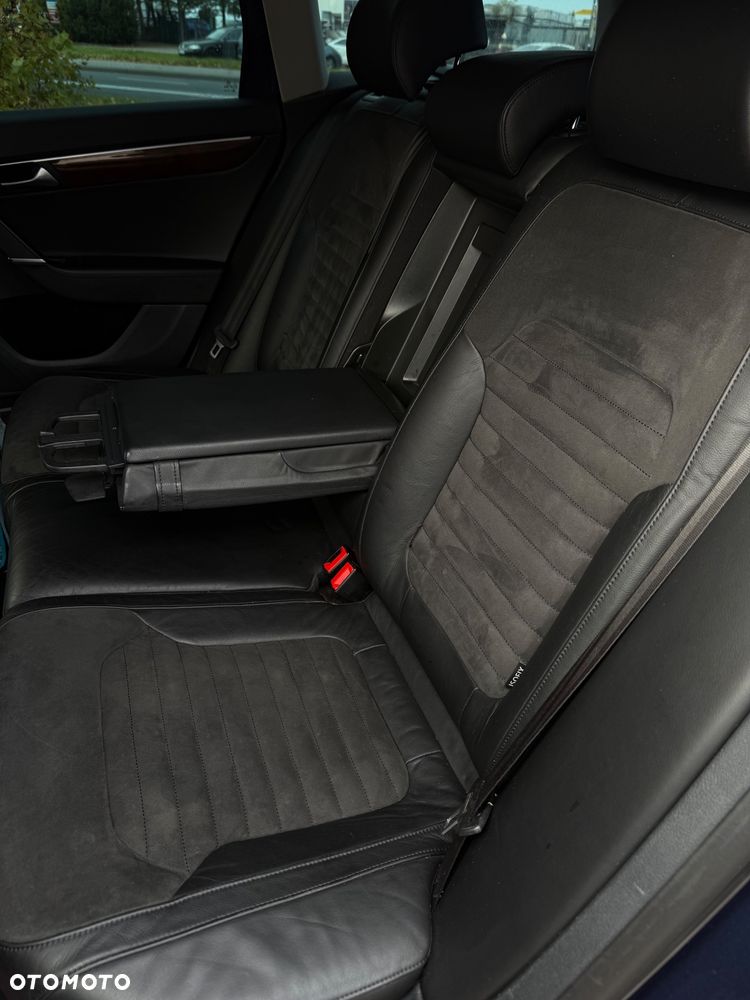Volkswagen Passat - 15