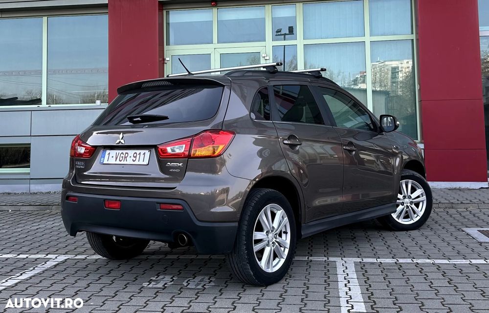 Mitsubishi ASX - 4
