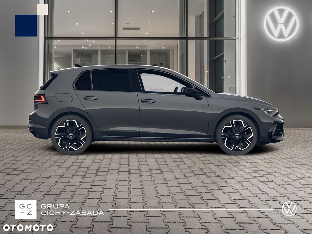 Volkswagen Golf - 6