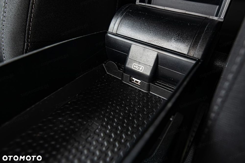 Ford Transit Connect - 25