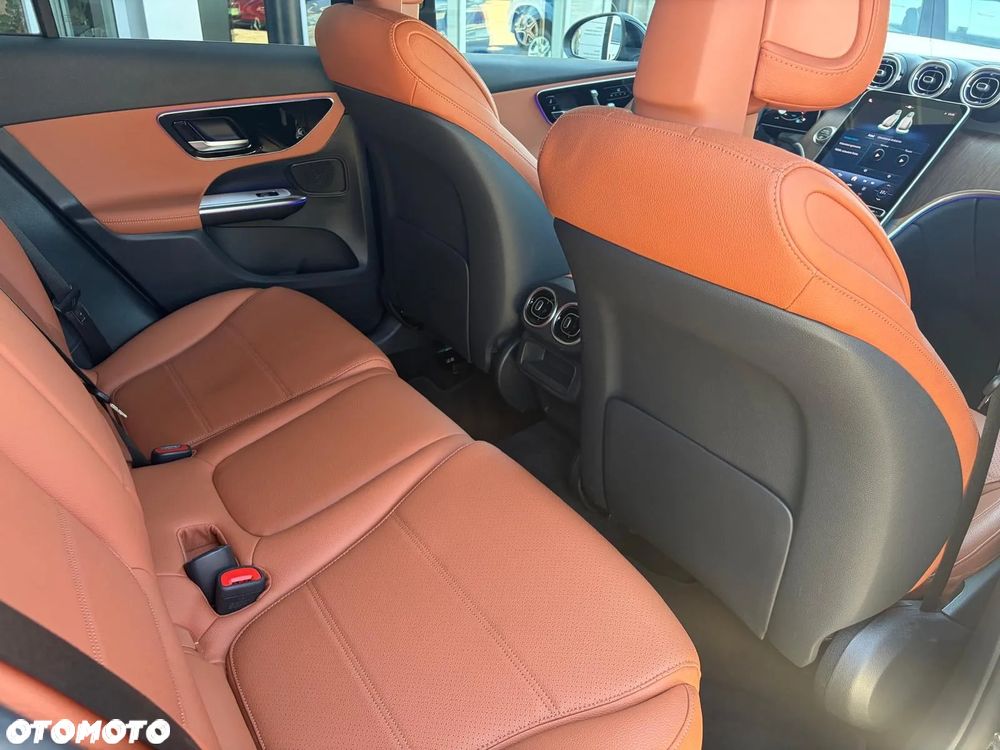 Mercedes-Benz GLC 200 4Matic 9G-TRONIC Edition Avantgarde - 21