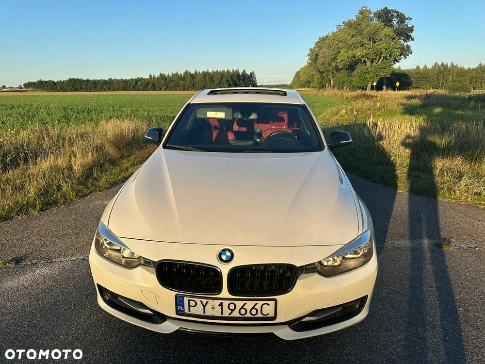 BMW Seria 3 328i Sport Line - 5