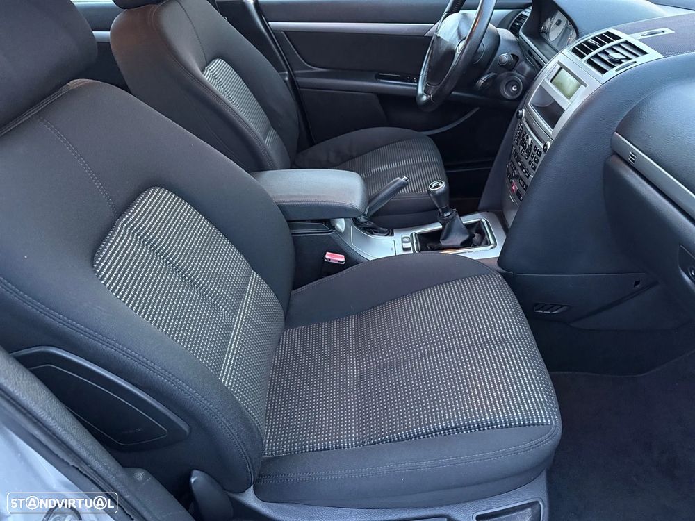 Peugeot 407 1.6 HDi WIP Com - 18