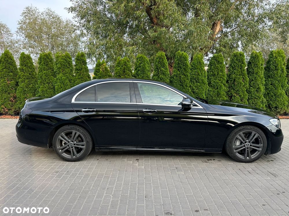 Mercedes-Benz Klasa E 300 9G-TRONIC AMG Line - 11