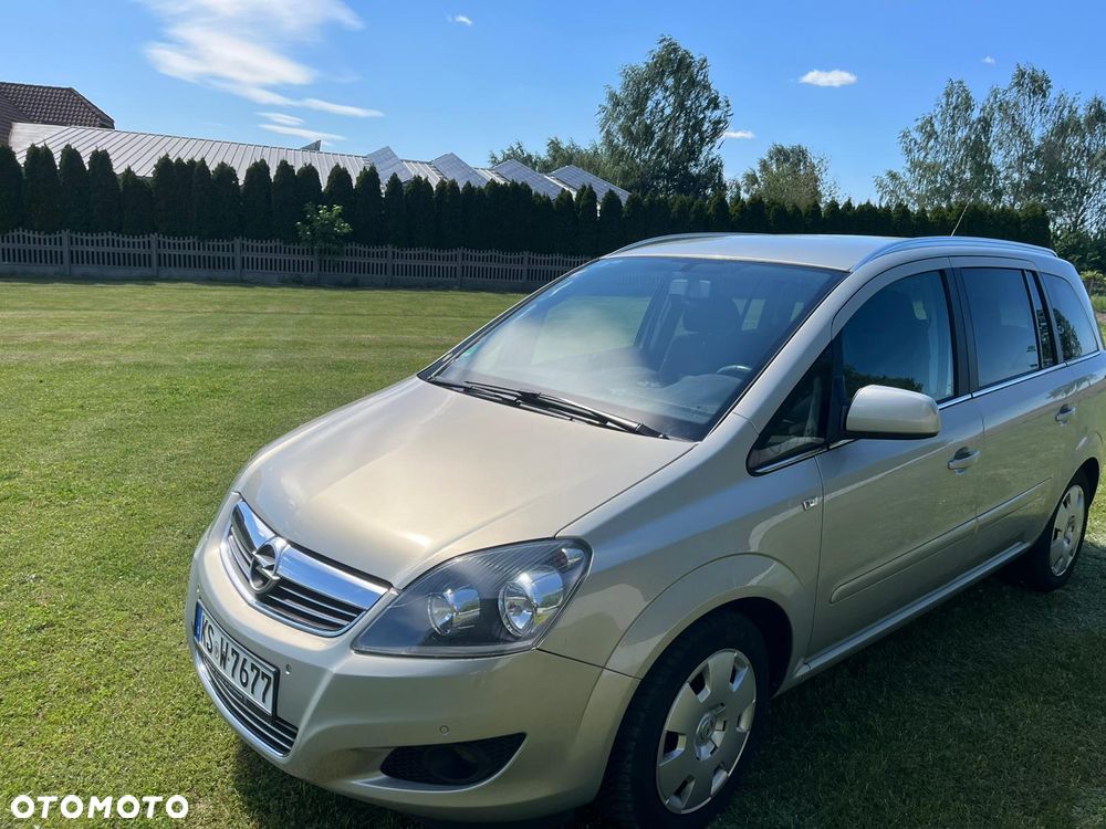 Opel Zafira 1.6 ECOFLEX Design Edition - 1