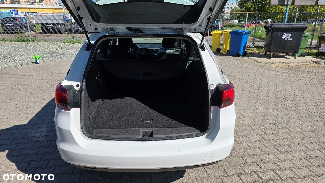 Opel Astra V 1.6 CDTI Enjoy - 10