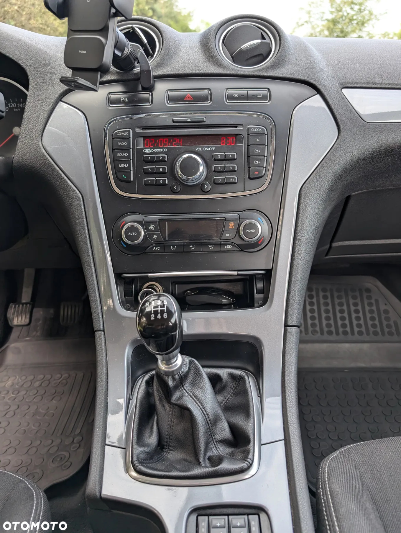 Ford Mondeo 2.0 TDCi Titanium - 14