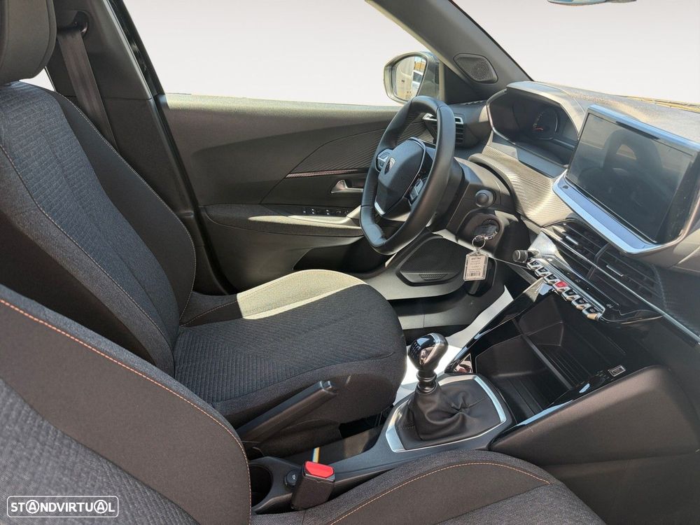 Peugeot 2008 1.2 PureTech Style - 15