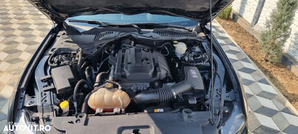 Ford Mustang 2.3 Eco Boost Aut. - 2