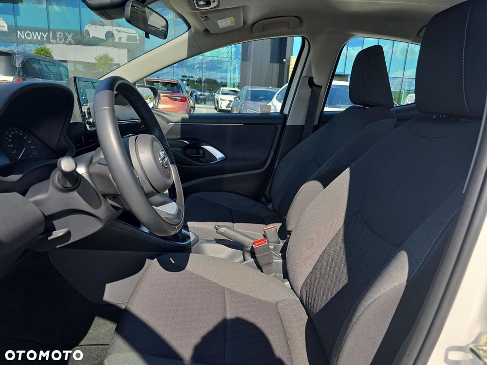 Toyota Yaris - 15