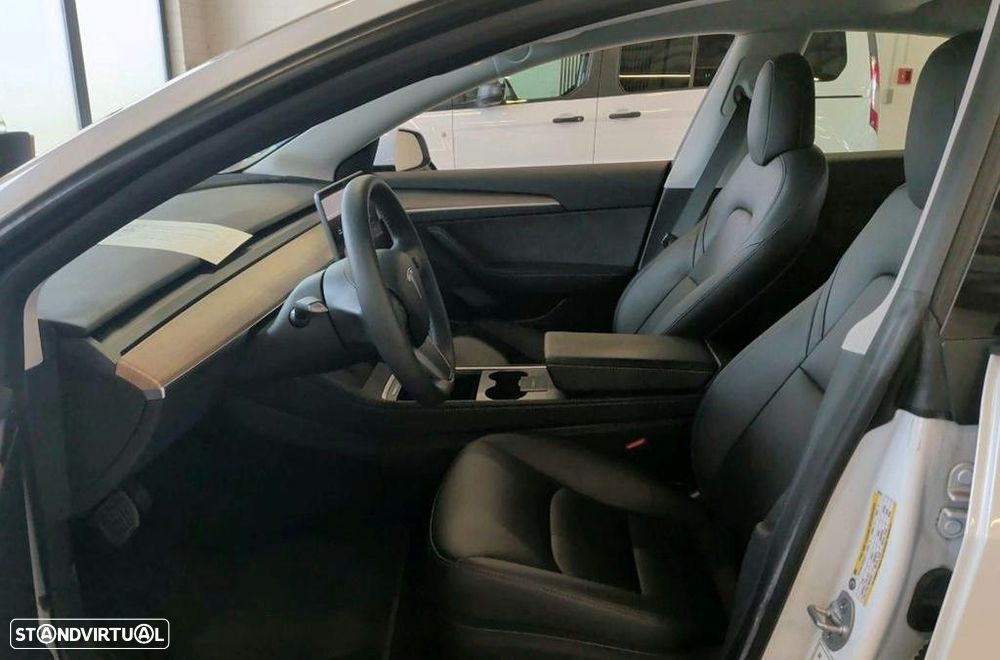 Tesla Model 3 RWD RWD - 4