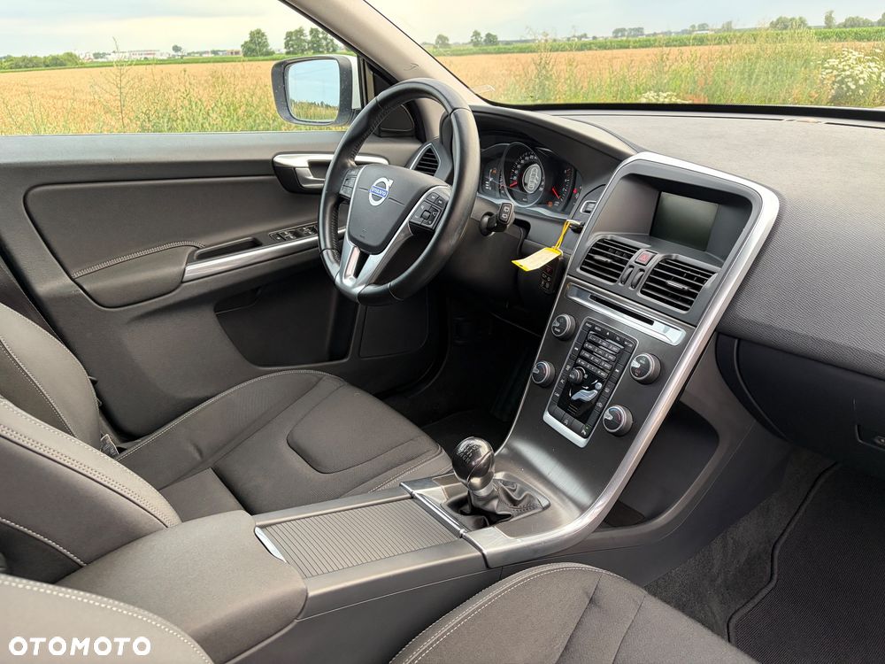 Volvo XC 60 D4 Edition Pro - 8