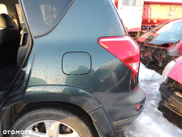 Ćwiartka nadwozia lewy tył TOYOTA RAV 4 '08 2,2 4WD