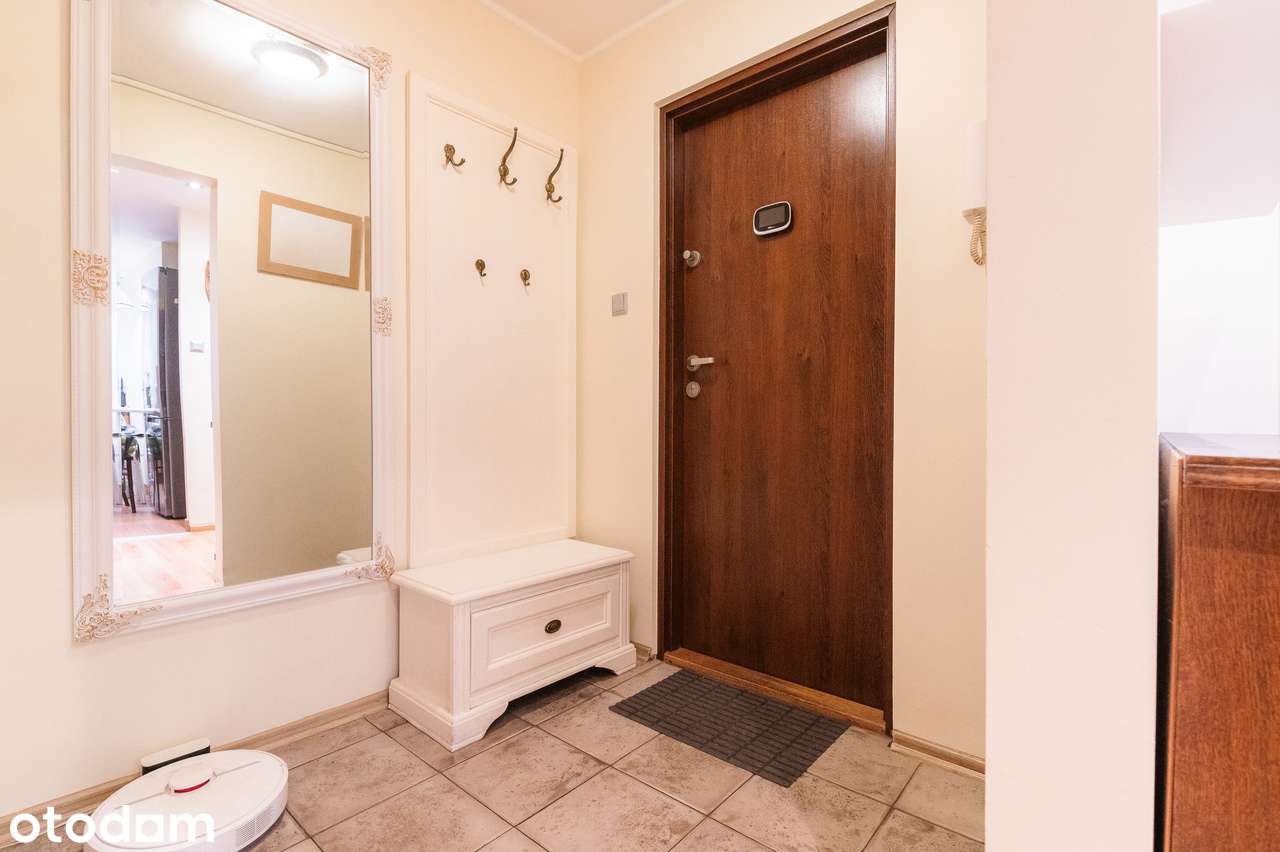 │ Zielony widok za oknem │ 3 pokoje │ Balkon │ Metro │ Bemowo │