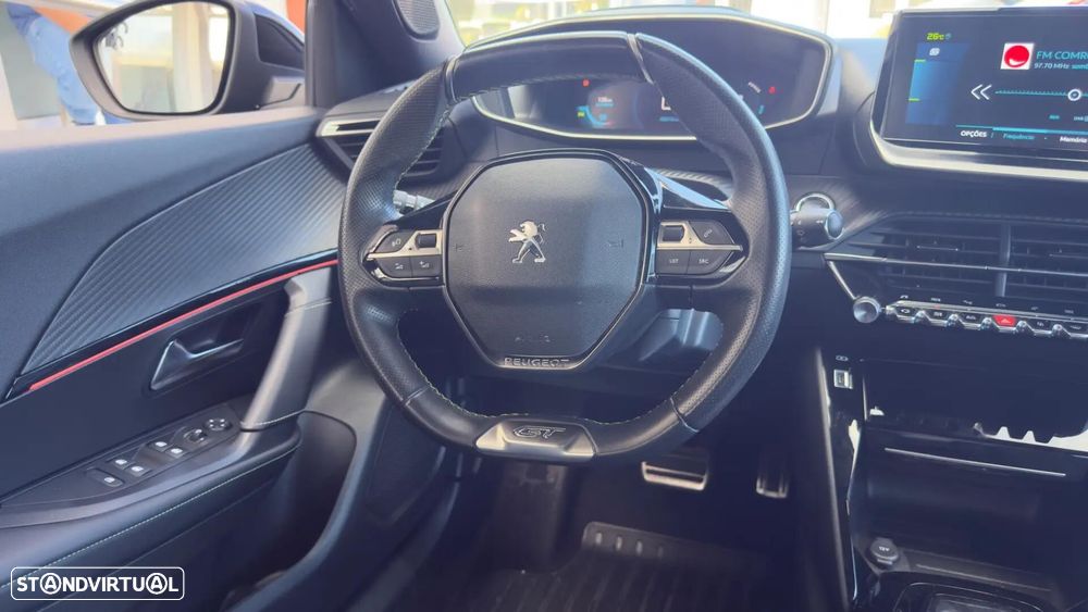 Peugeot e-2008 50 kWh GT - 17