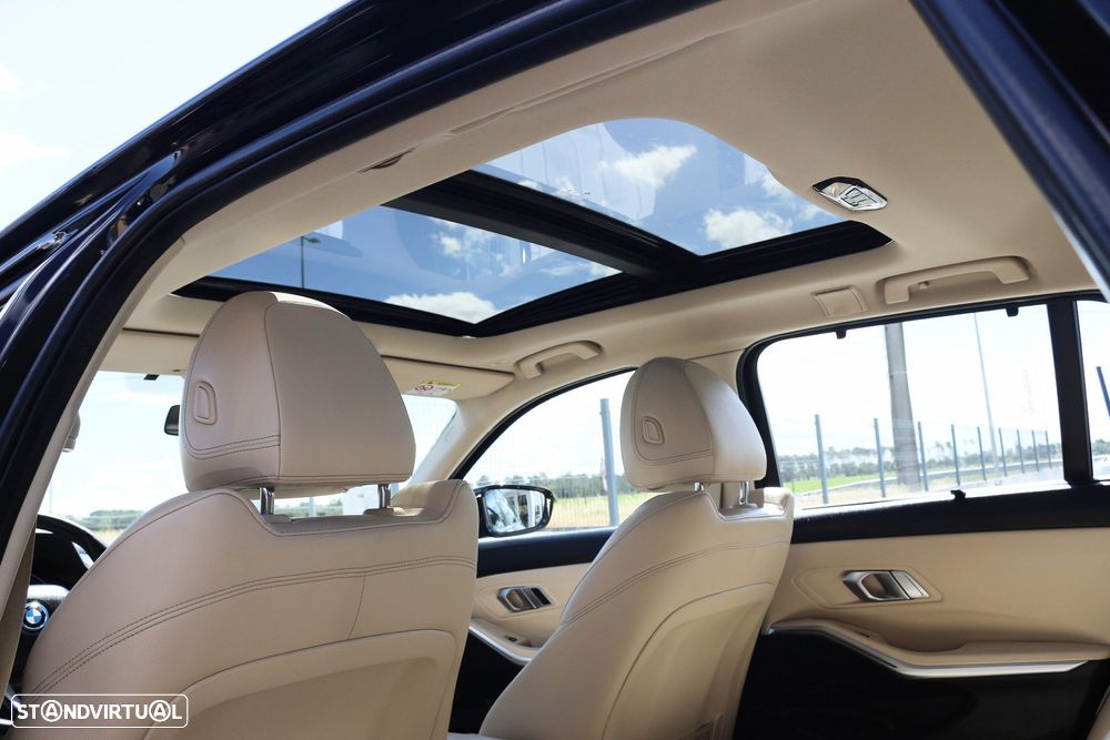 BMW 330 e Line Sport Auto - 40