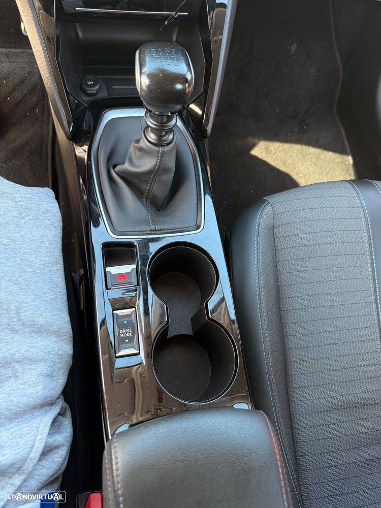 Peugeot 208 1.2 PureTech Allure - 10