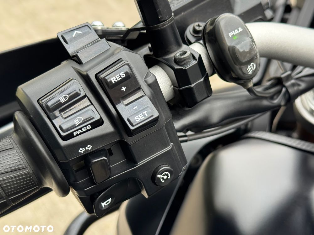 Yamaha Super Tenere - 14