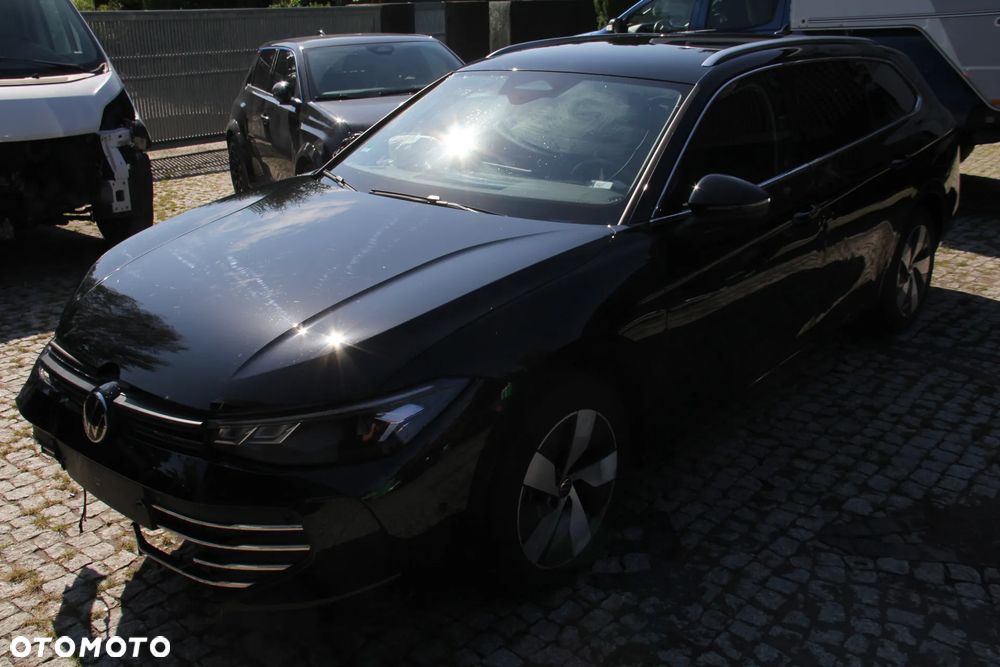 Volkswagen Passat 1.5 TSI ACT mHEV Style DSG - 4