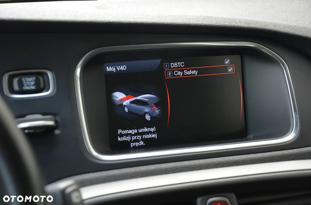 Volvo V40 Cross Country T4 Momentum - 22