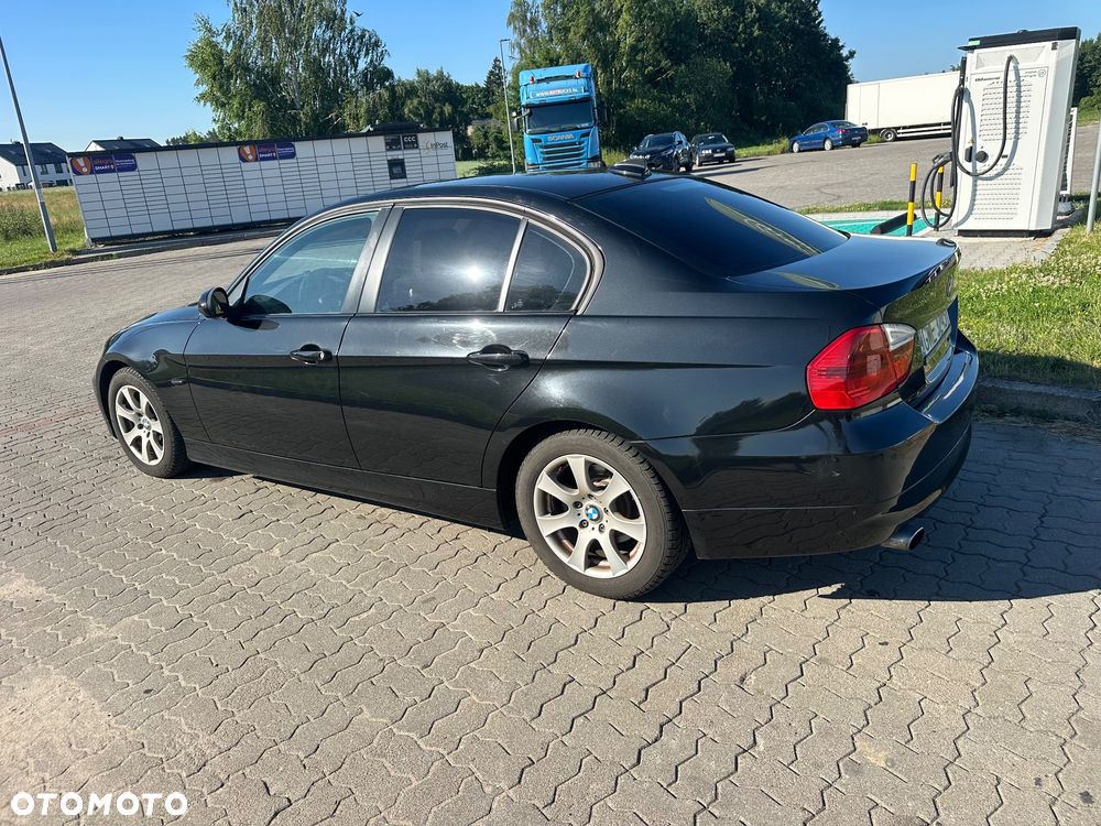 BMW Seria 3 - 12