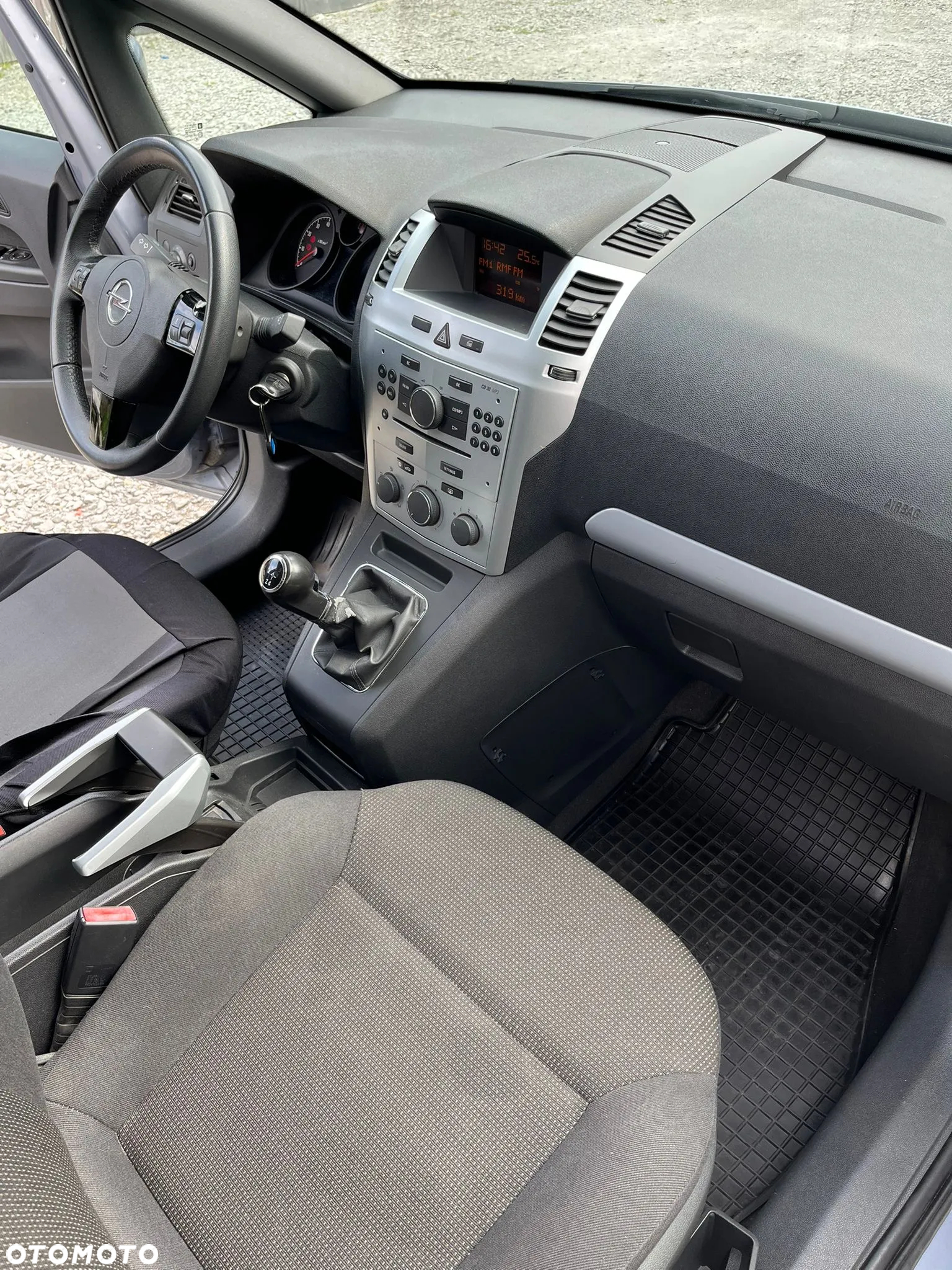 Opel Zafira 1.6 Cosmo - 10