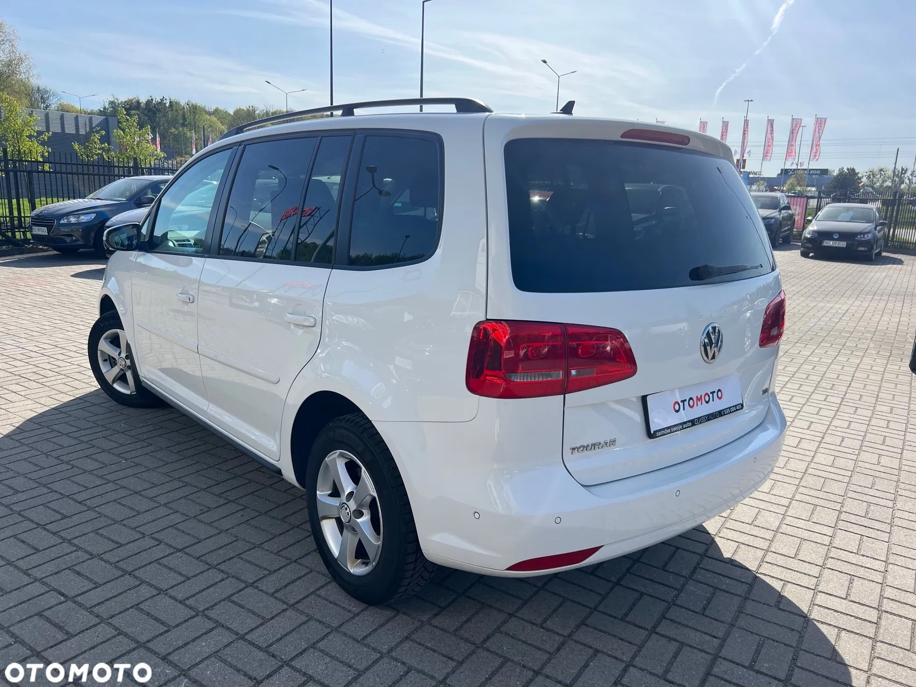 Volkswagen Touran 1.4 TSI Comfortline - 3