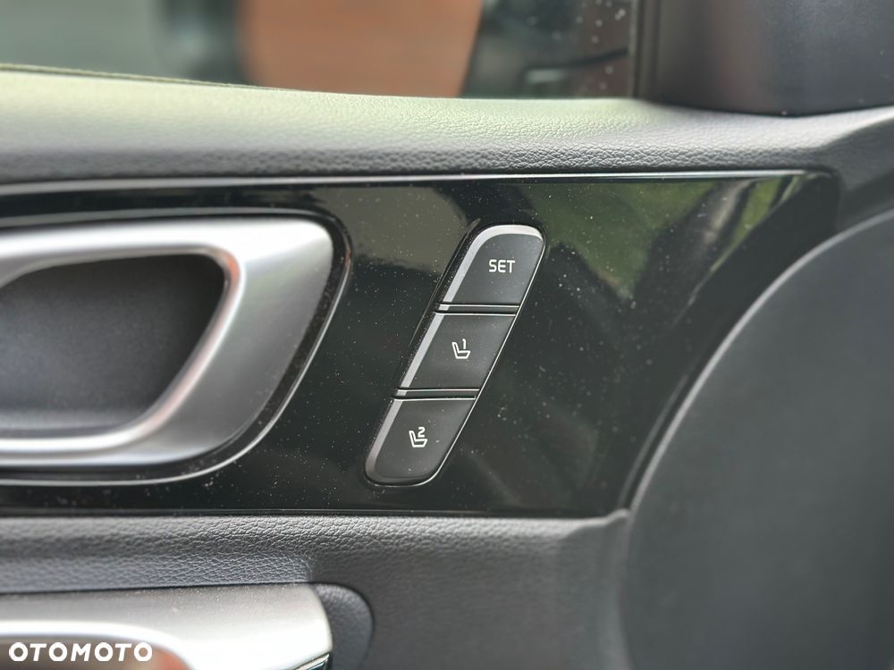 Kia ProCeed 1.6 T-GDI GT DCT - 27