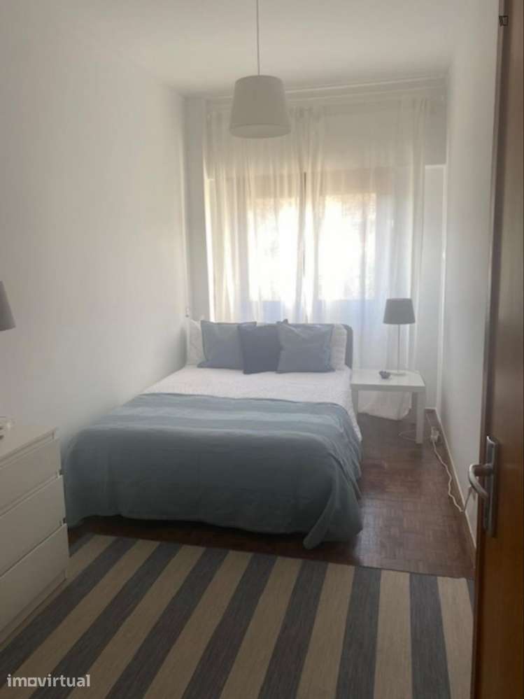 Apartamento com 1 quartos - localizado em Campolide Lisbon - Grande imagem: 2/11