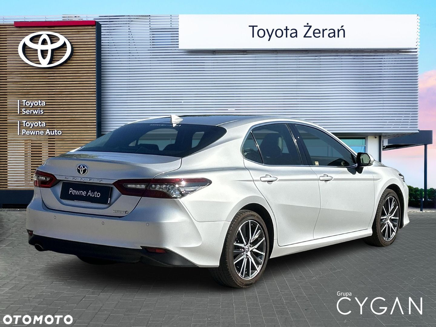 Toyota Camry 2.5 Hybrid Executive CVT - 5