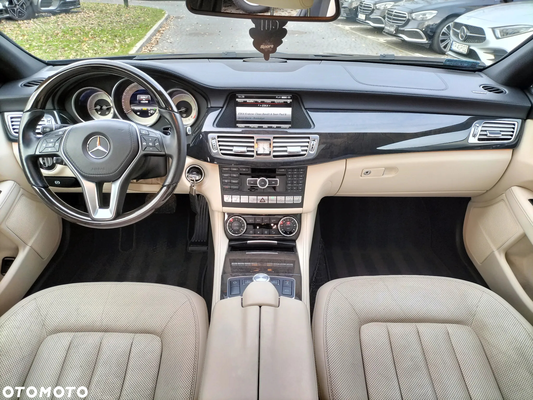 Mercedes-Benz CLS 350 CDI 4-Matic BlueEff - 26