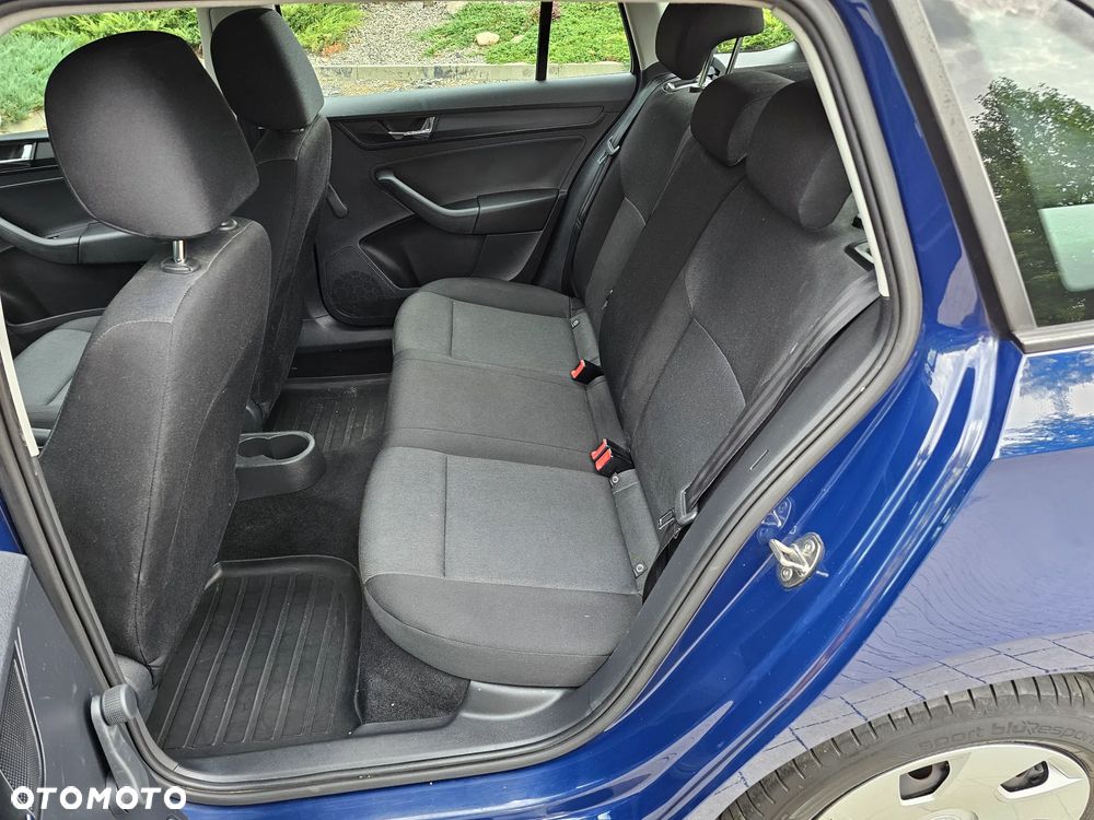Skoda RAPID 1.4 TDI DPF Ambition - 6