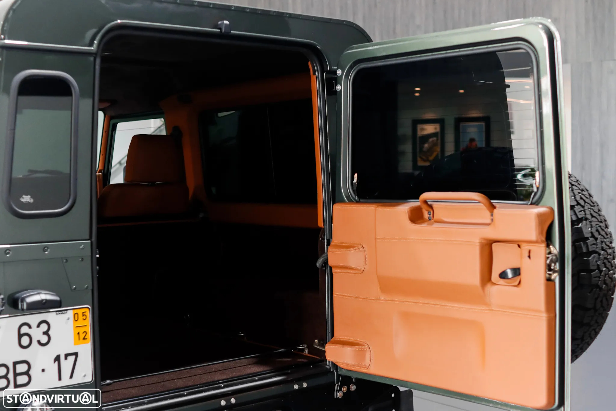 Land Rover Defender 90 SW 2.5 Td5 SE - 11