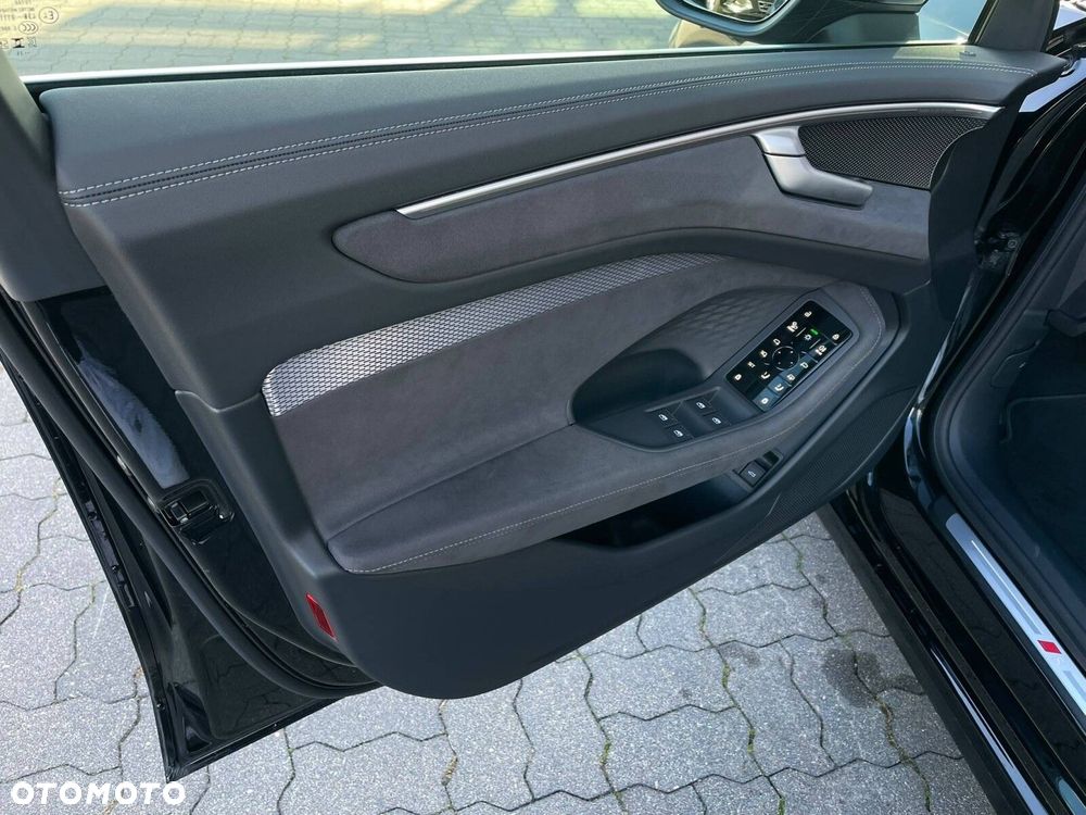 Audi A6 Avant - 20