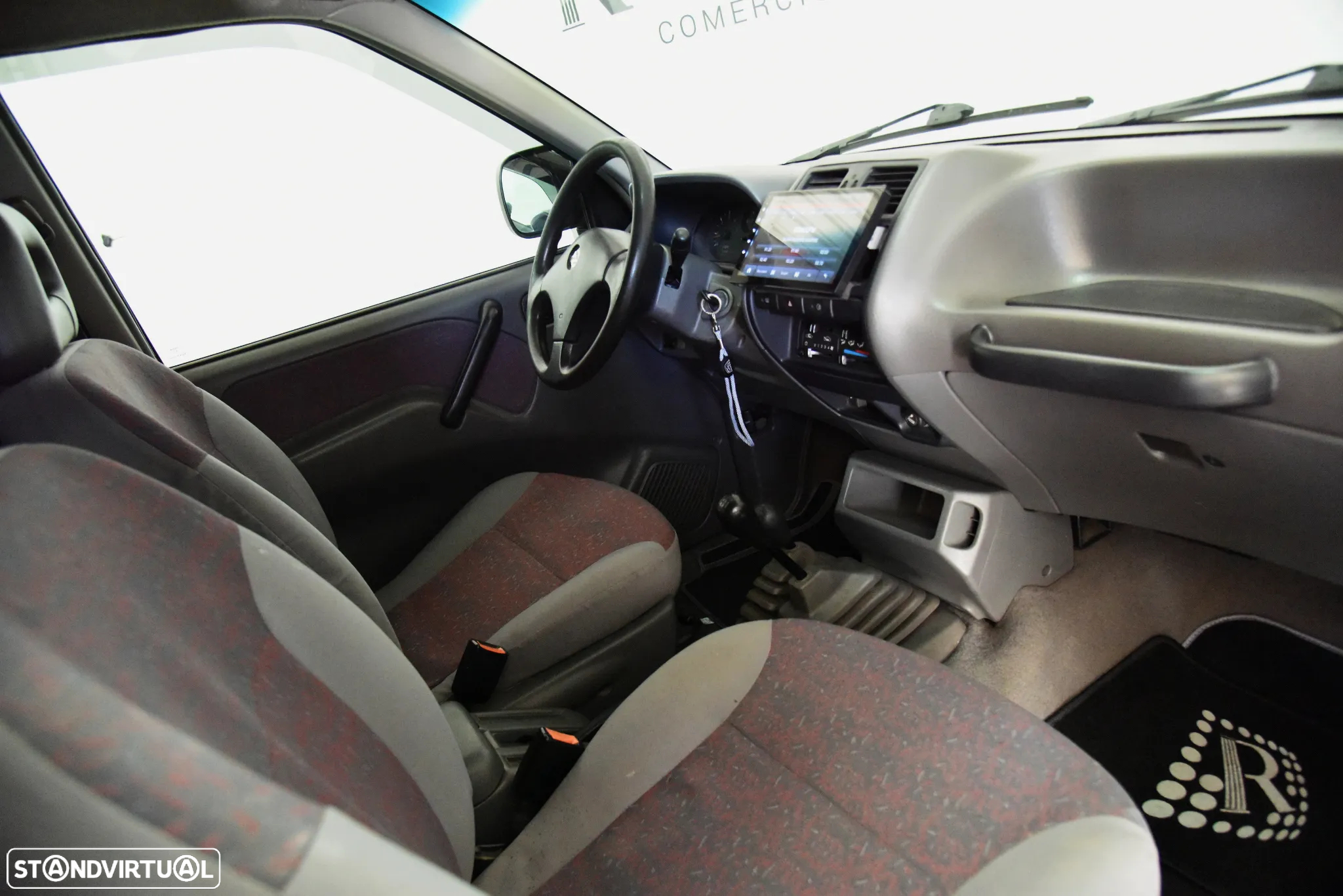 Nissan Terrano II 2.7 SE - 25