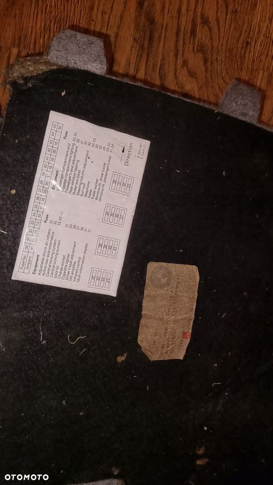 BOCZEK WYKŁADZINA BAGAŻNIKA LEWA SZARA BMW E31 840 850 - 4