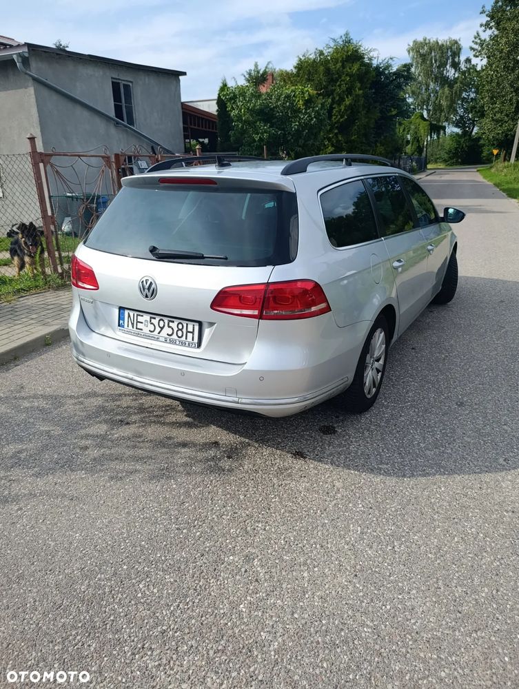 Volkswagen Passat - 4