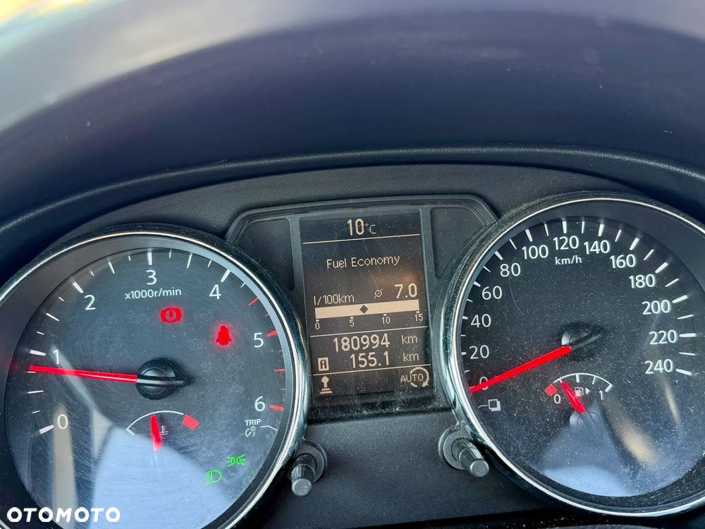 Nissan Qashqai 1.6 DCi N-Tec - 8