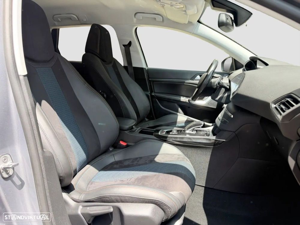Peugeot 308 SW PureTech 130 GPF EAT8 Stop & Start Tech Edition - 14