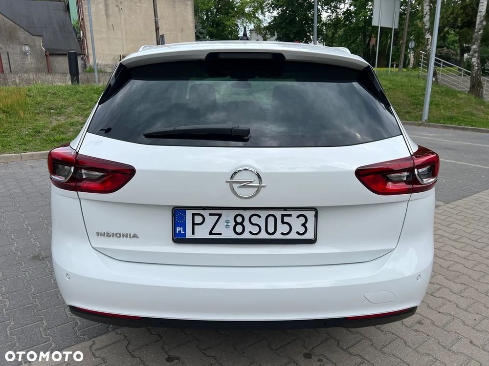 Opel Insignia - 8