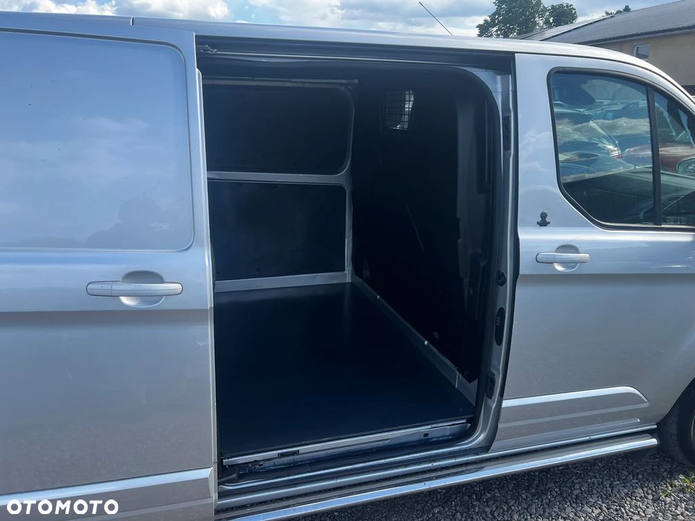 Ford Transit Custom - 26