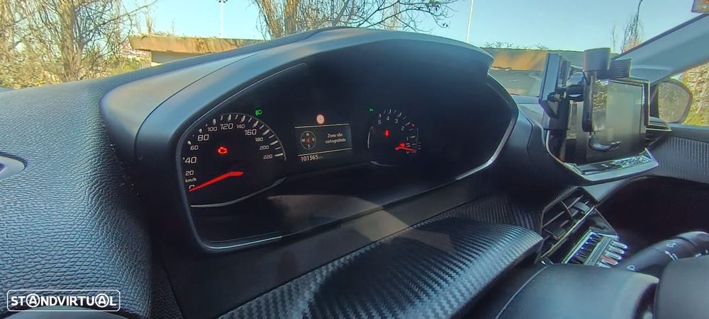 Peugeot 208 PureTech 100 Active - 11