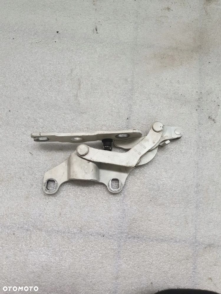 ZAWIAS MASKI PRAWY BMW 1 E81 E87 7060560 - 4