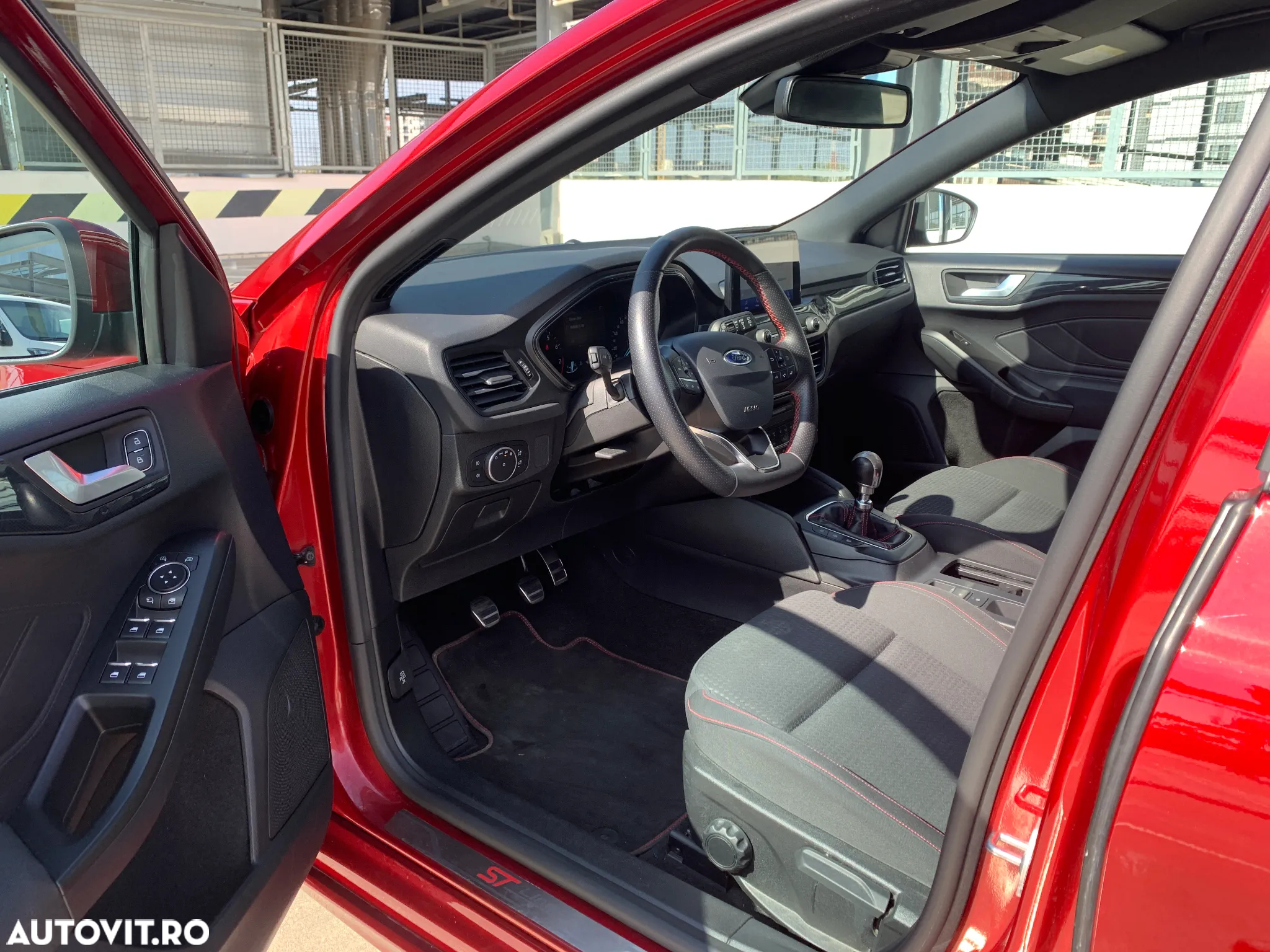 Ford Focus 1.0 EcoBoost ST-Line - 9