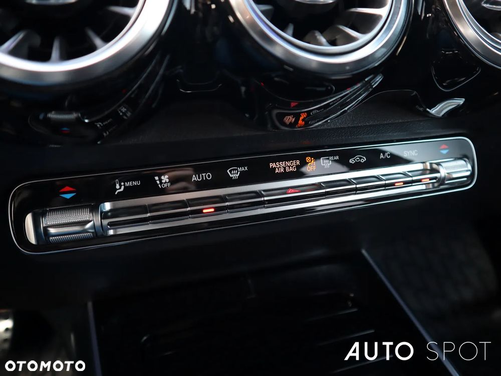 Mercedes-Benz GLB AMG 35 4-Matic - 36