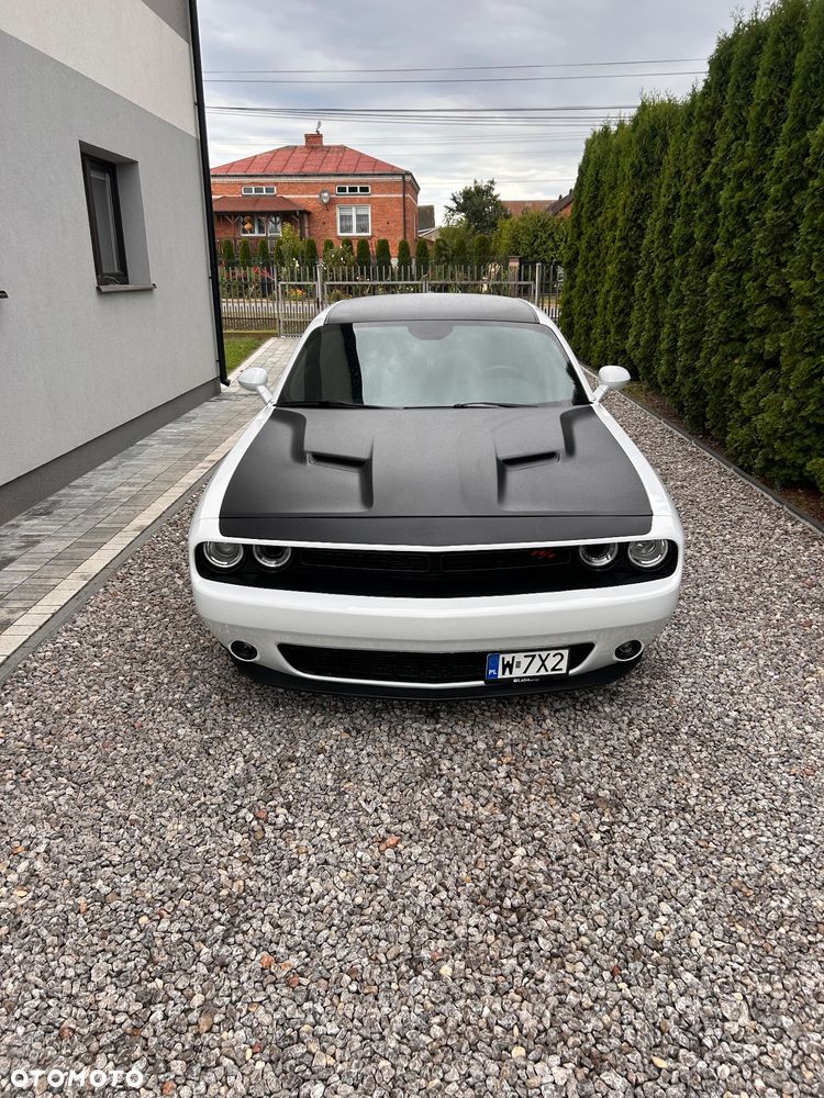 Dodge Challenger 5.7 R/T - 1