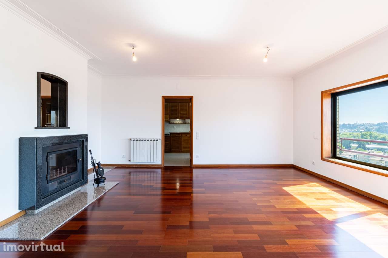 T3 Piso Inteiro na AVª Renato Araújo Exclusividade e Vistas Únicas - Grande imagem: 4/41